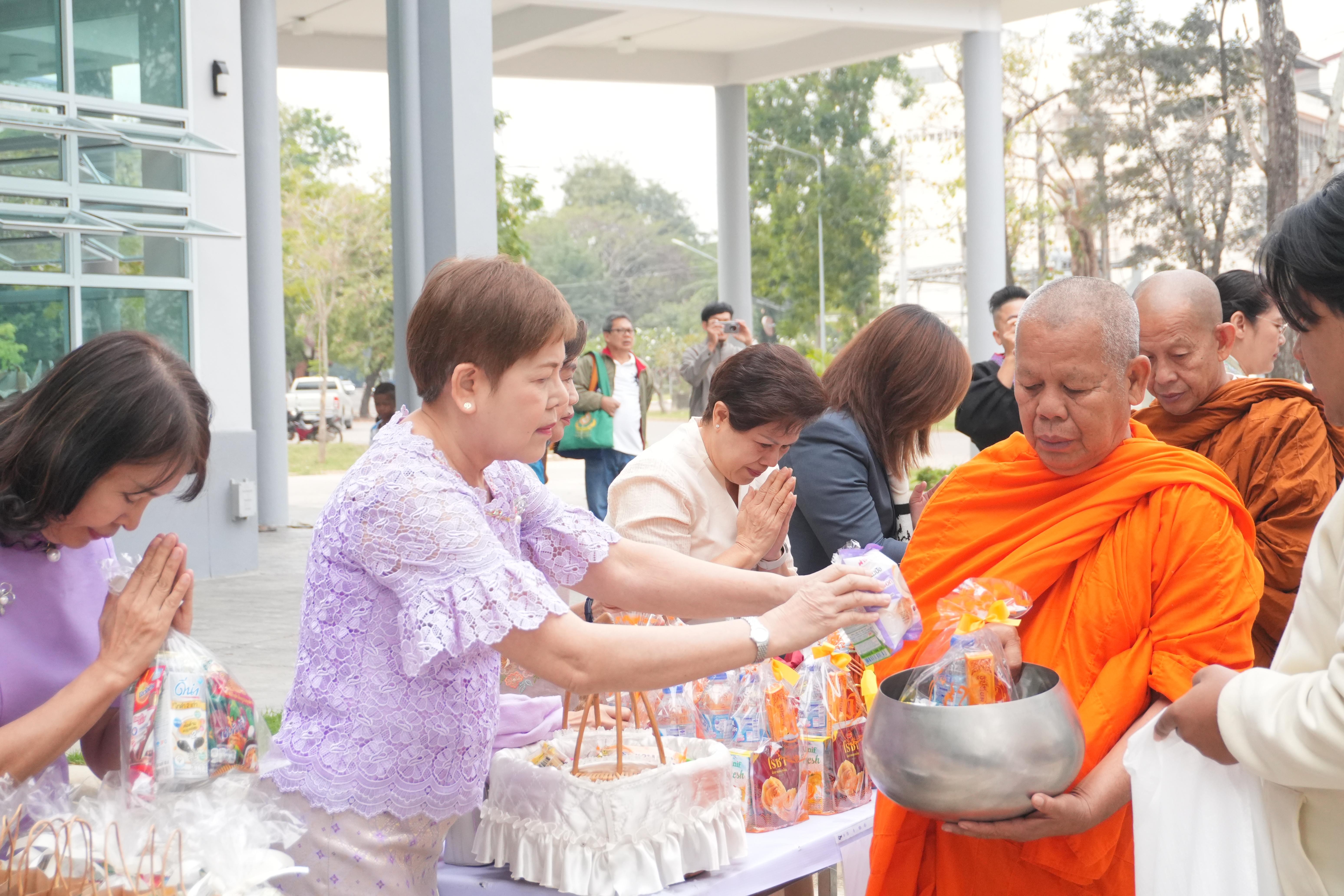 19. ทำบุญวันขึ้นปีใหม่และวันครบรอบก่อตั้งคณะพยาบาลศาสตร์