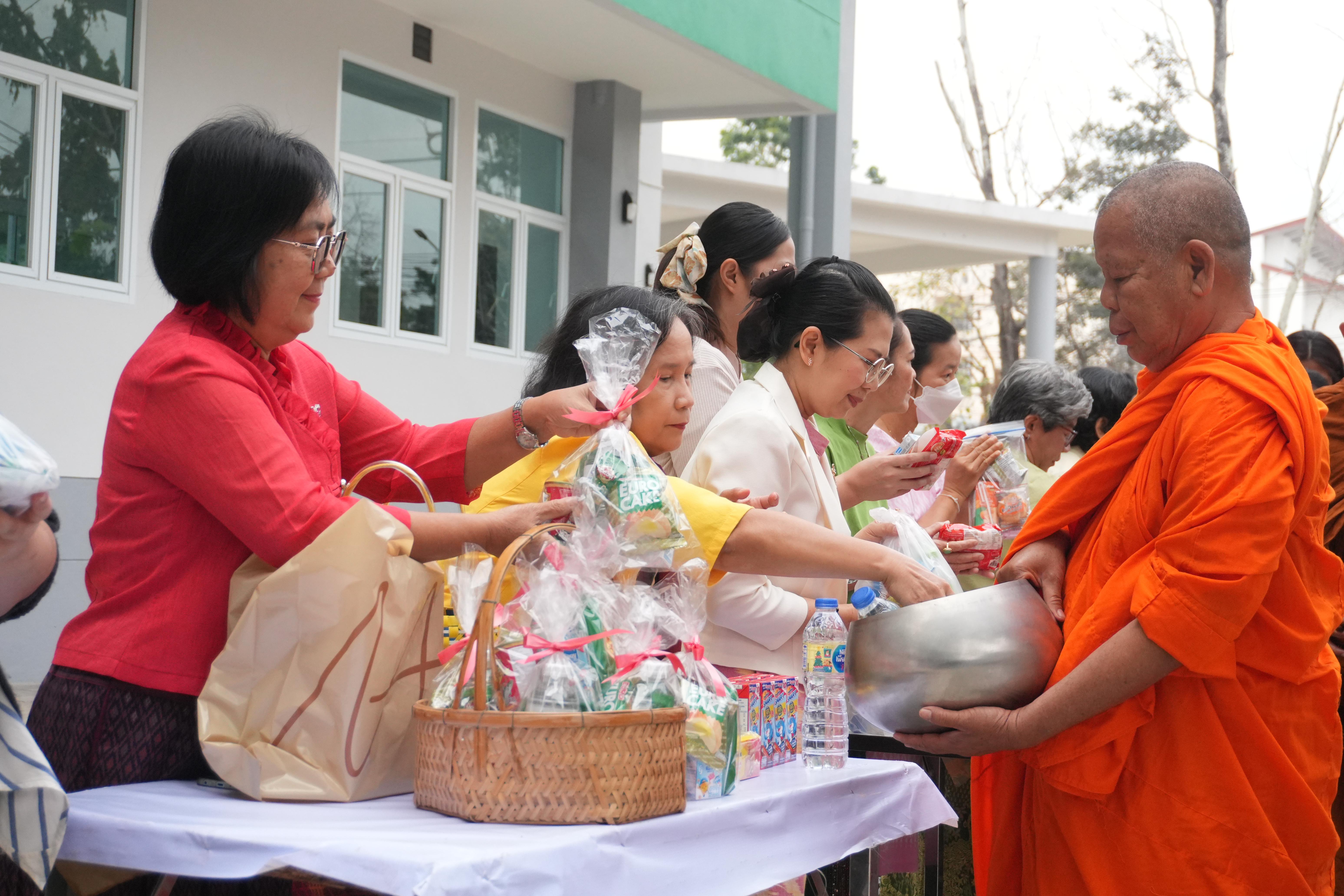 27. ทำบุญวันขึ้นปีใหม่และวันครบรอบก่อตั้งคณะพยาบาลศาสตร์