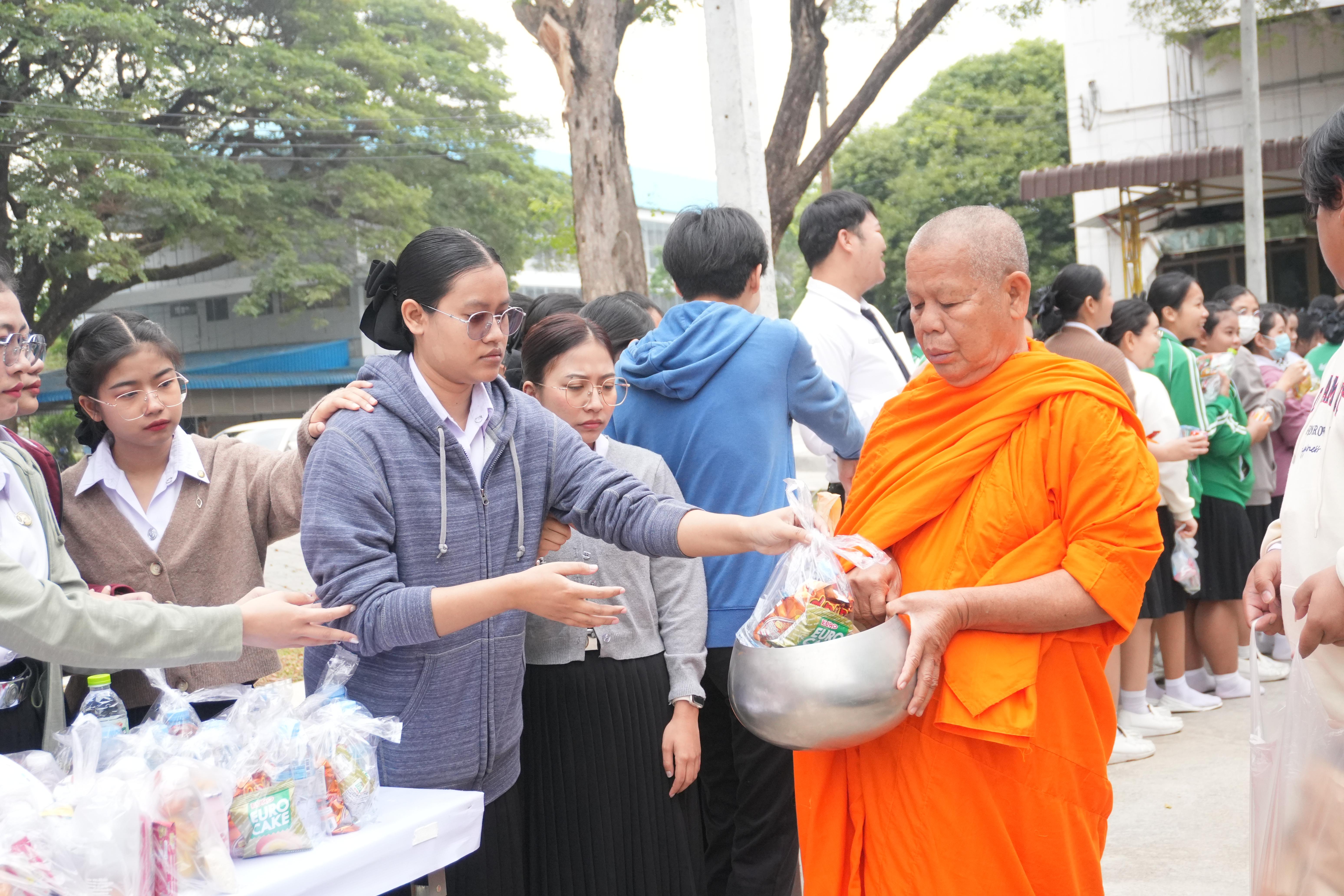 36. ทำบุญวันขึ้นปีใหม่และวันครบรอบก่อตั้งคณะพยาบาลศาสตร์