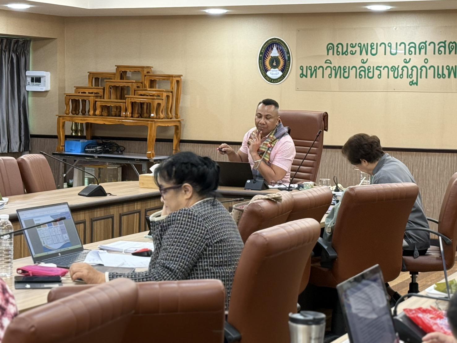 6. การอบรมการพัฒนางานวิจัย และการเขียนบทความเพื่อตีพิมพ์ 2568