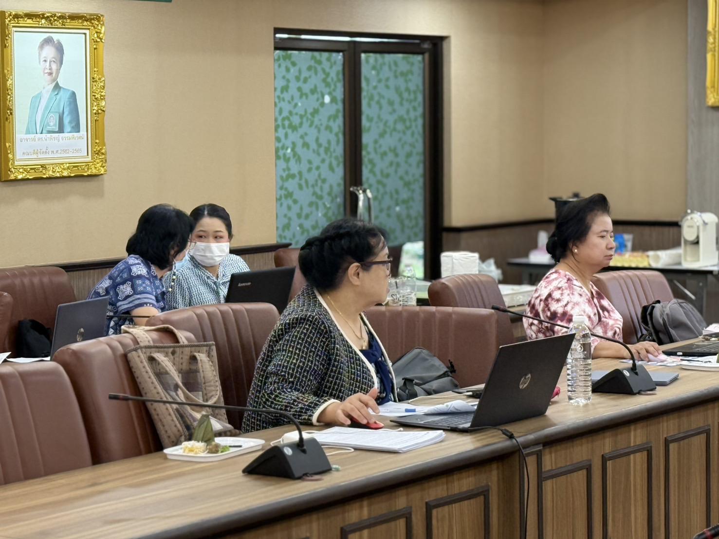 13. การอบรมการพัฒนางานวิจัย และการเขียนบทความเพื่อตีพิมพ์ 2568