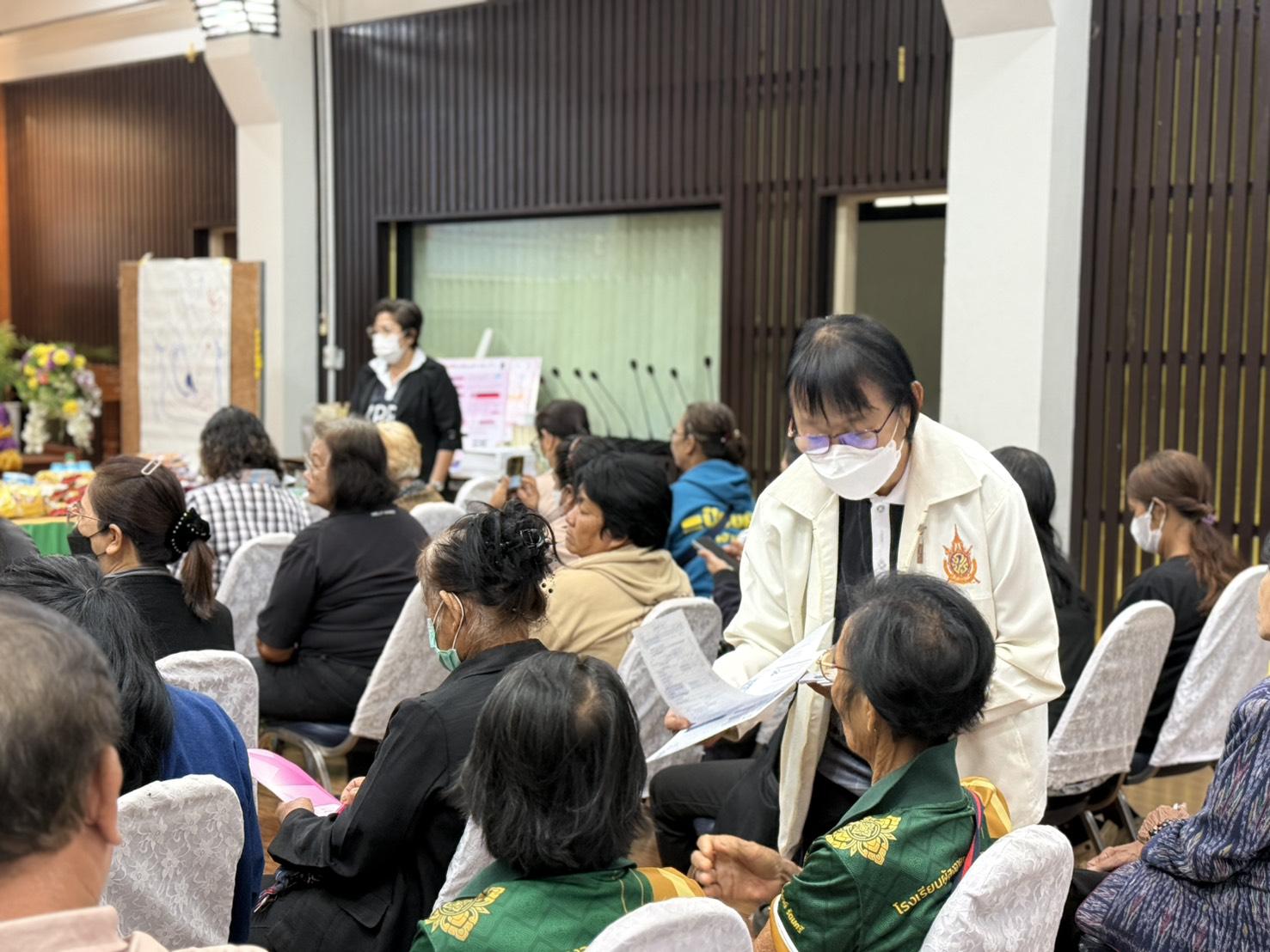 18. การพัฒนาแกนนำและเครือข่ายในการคัดกรองสุขภาพจิตและลดความเครียดในชุมชน” ภายใต้โครงการพัฒนาคุณภาพชีวิตและยกระดับรายได้ให้กับชุมชนฐานราก