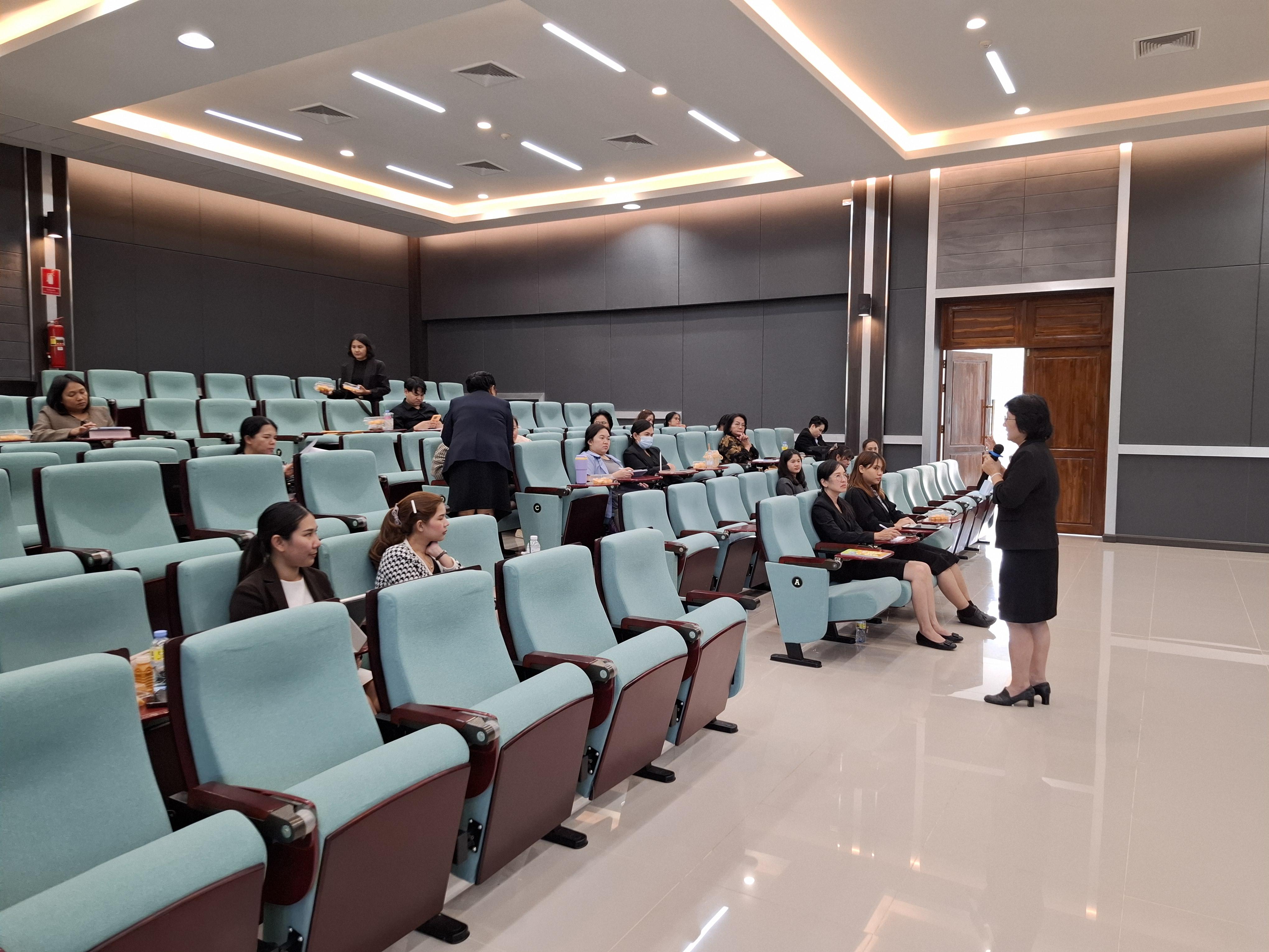 8. โครงการ “การพัฒนาศักยภาพด้านการสอนสำหรับพยาบาลพี่เลี้ยง