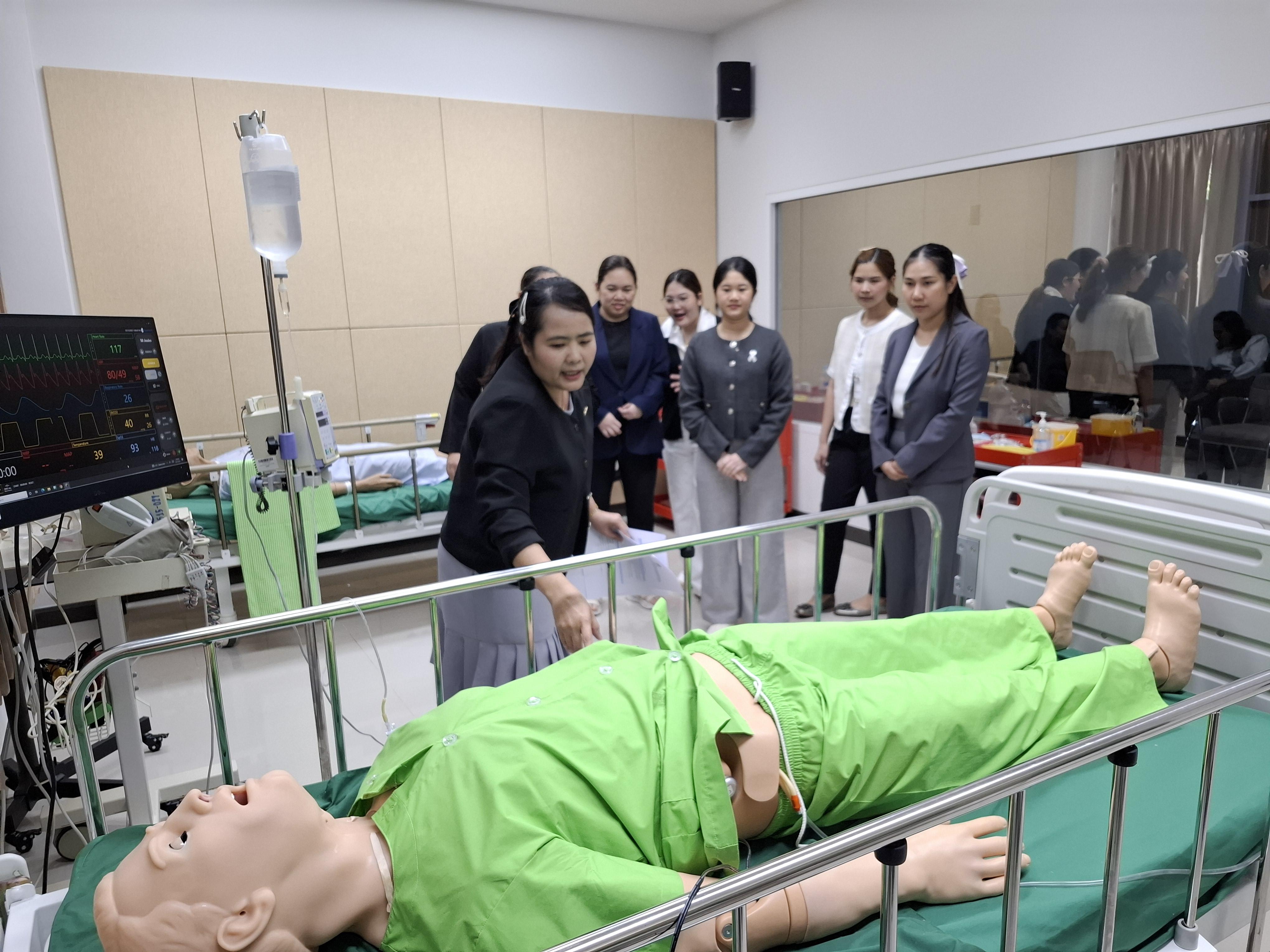 18. โครงการ “การพัฒนาศักยภาพด้านการสอนสำหรับพยาบาลพี่เลี้ยง