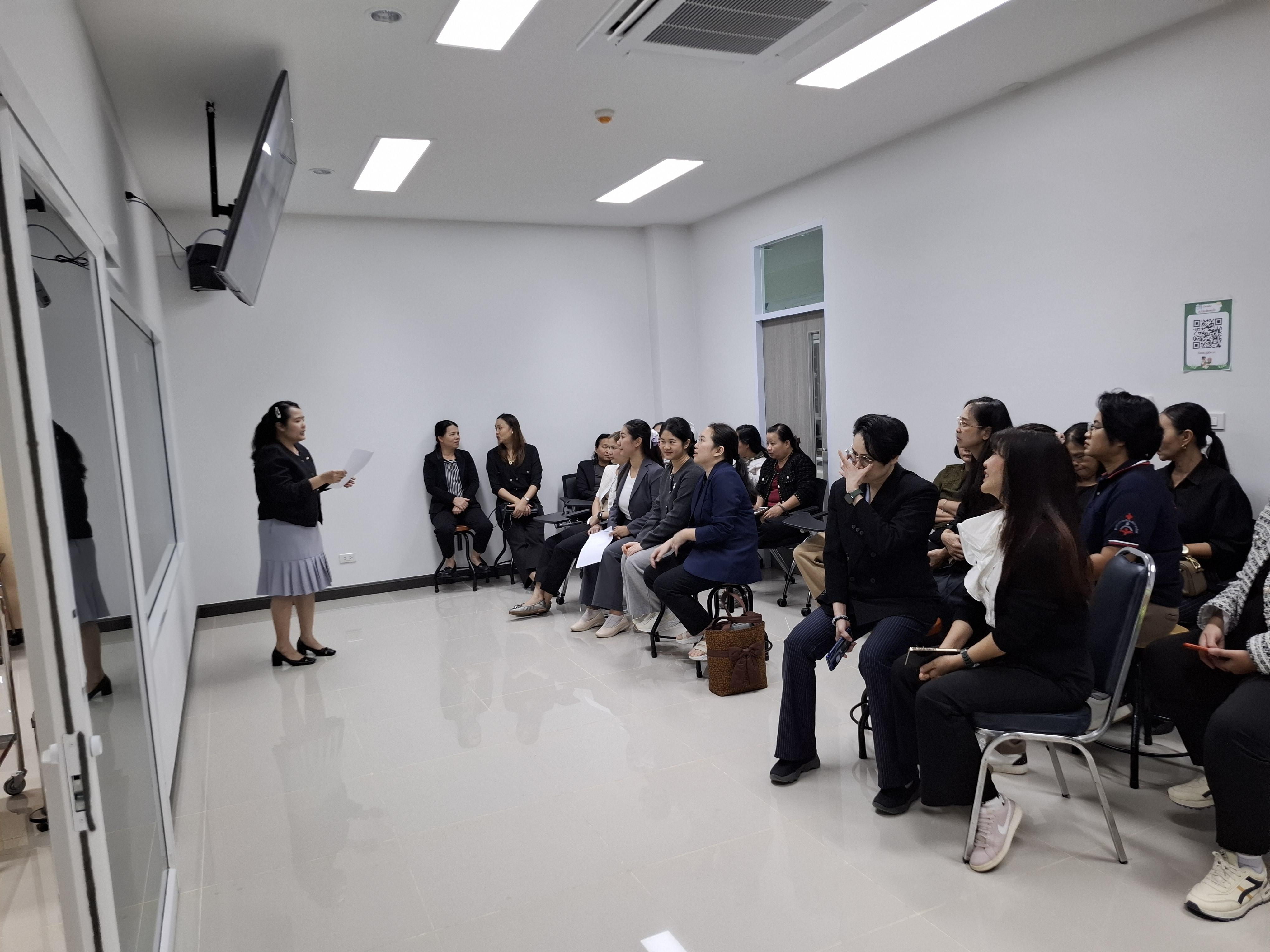 22. โครงการ “การพัฒนาศักยภาพด้านการสอนสำหรับพยาบาลพี่เลี้ยง