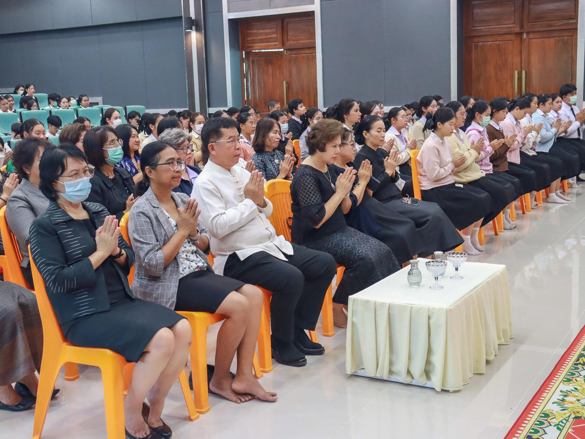 2. ทำบุญและวันครบรอบวันสถาปนาคณะพยาบาลศาสตร์