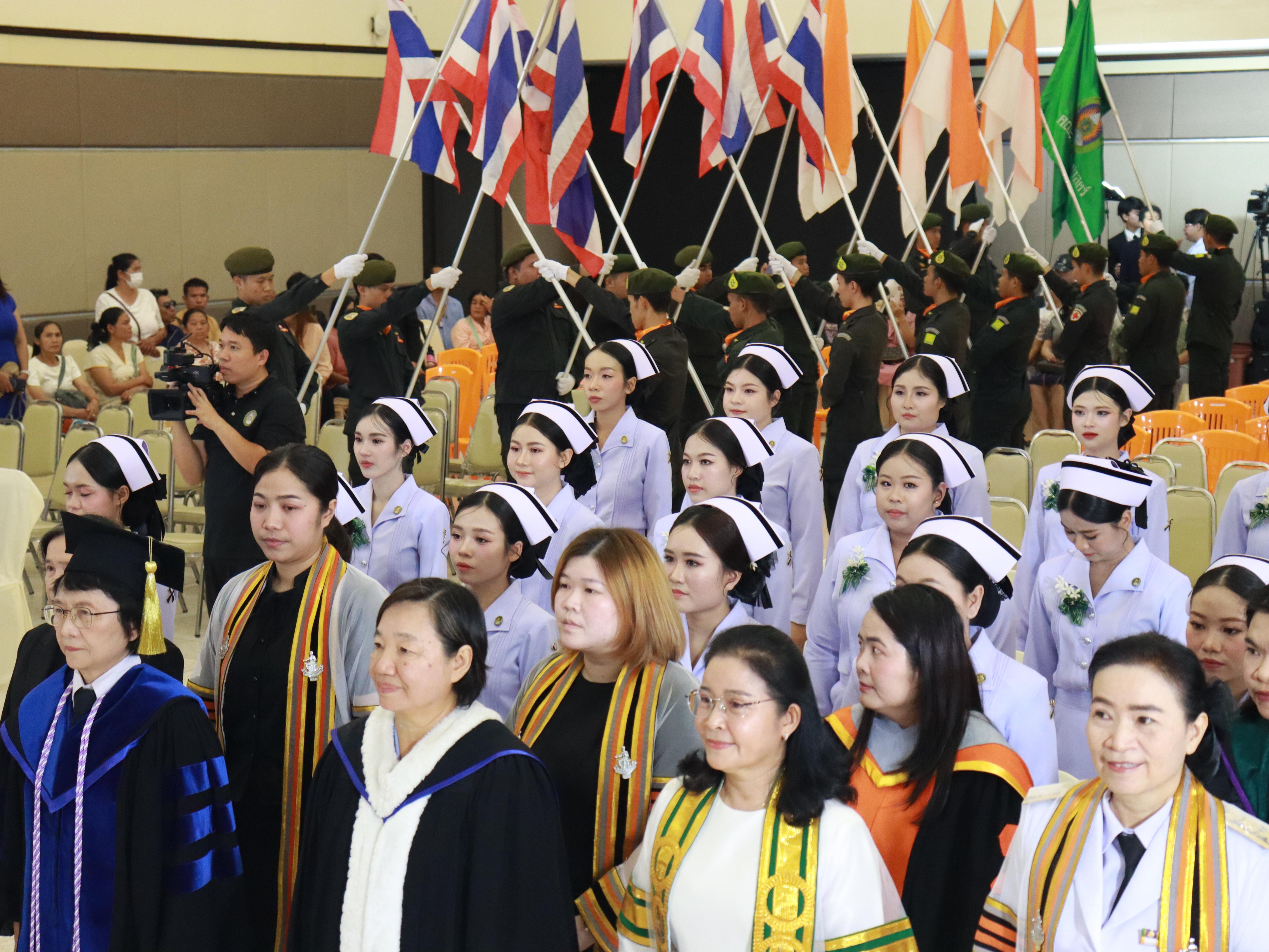 5. พิธีสำเร็จการศึกษา!! นักศึกษาหลักสูตรพยาบาลศาสตรบัณฑิต ประจำปีการศึกษา 2568