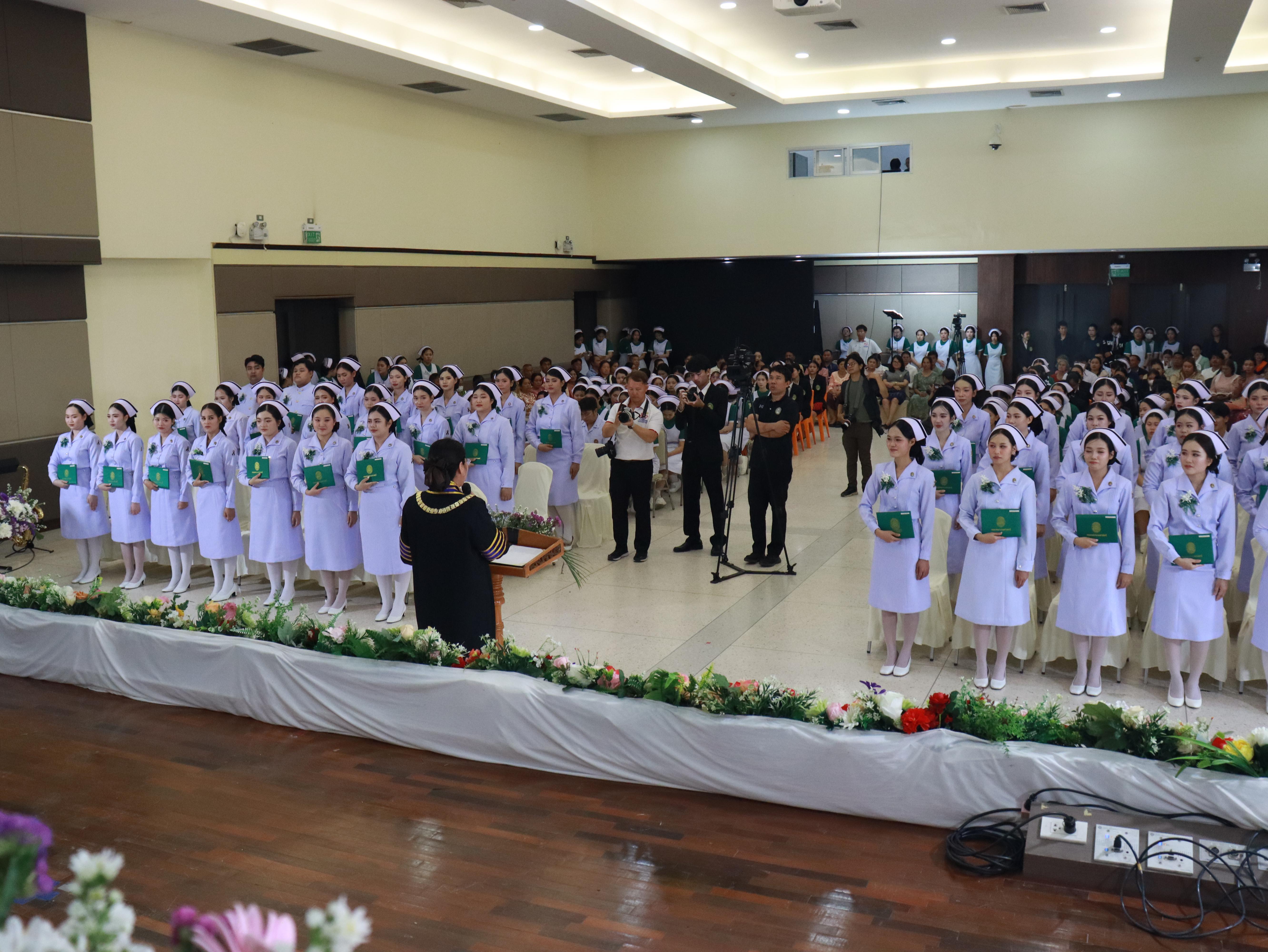 14. พิธีสำเร็จการศึกษา!! นักศึกษาหลักสูตรพยาบาลศาสตรบัณฑิต ประจำปีการศึกษา 2568