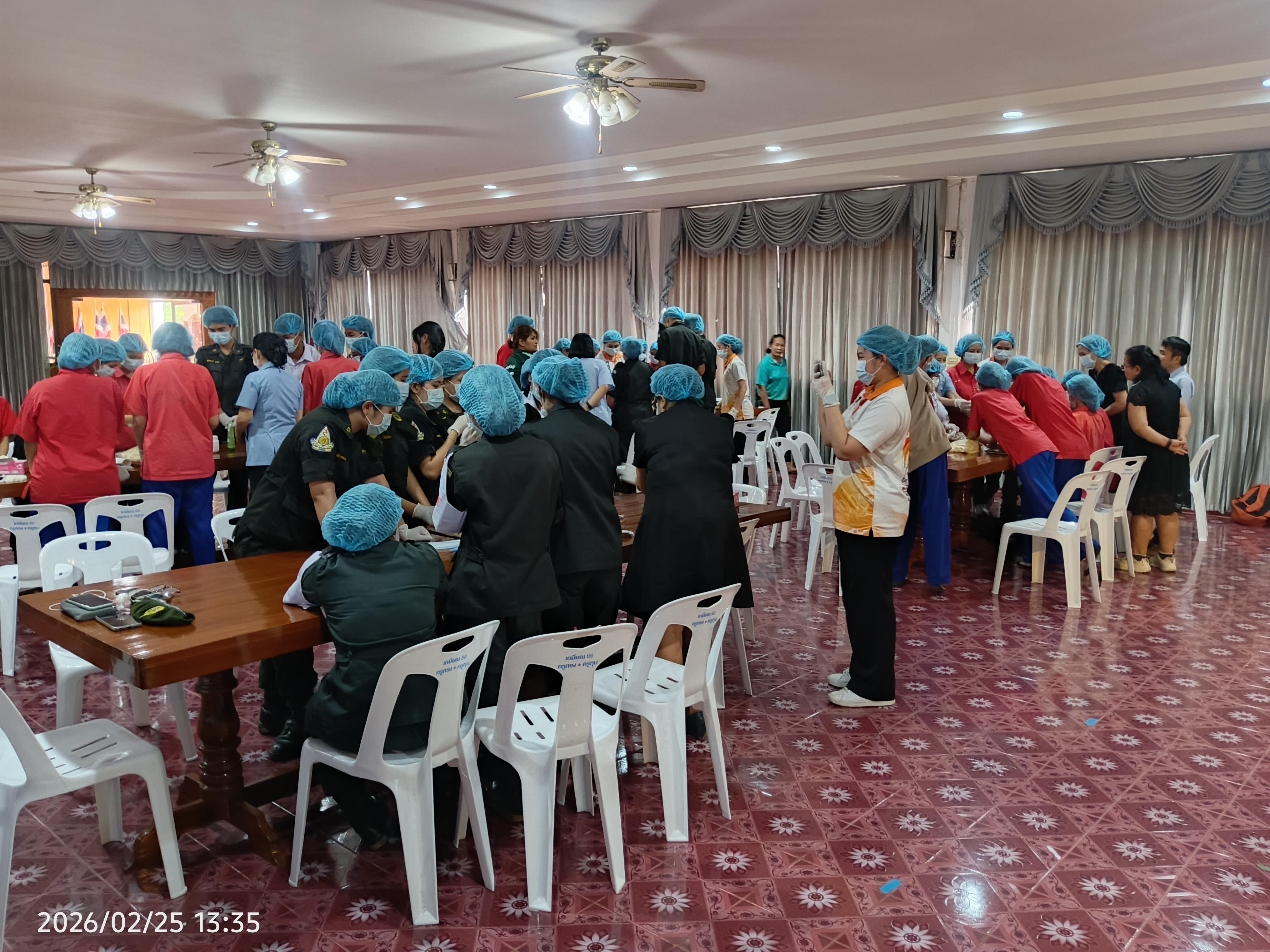 7. นวัตกรรมสุขภาพที่ใช้ในชุมชน ครีมทาแก้คันจากว่านม่วง จัดขึ้นที่ โรงเรียนเฉลิมพระเกียรติสมเด็จพระศรีนครินทร์ กำแพงเพชร