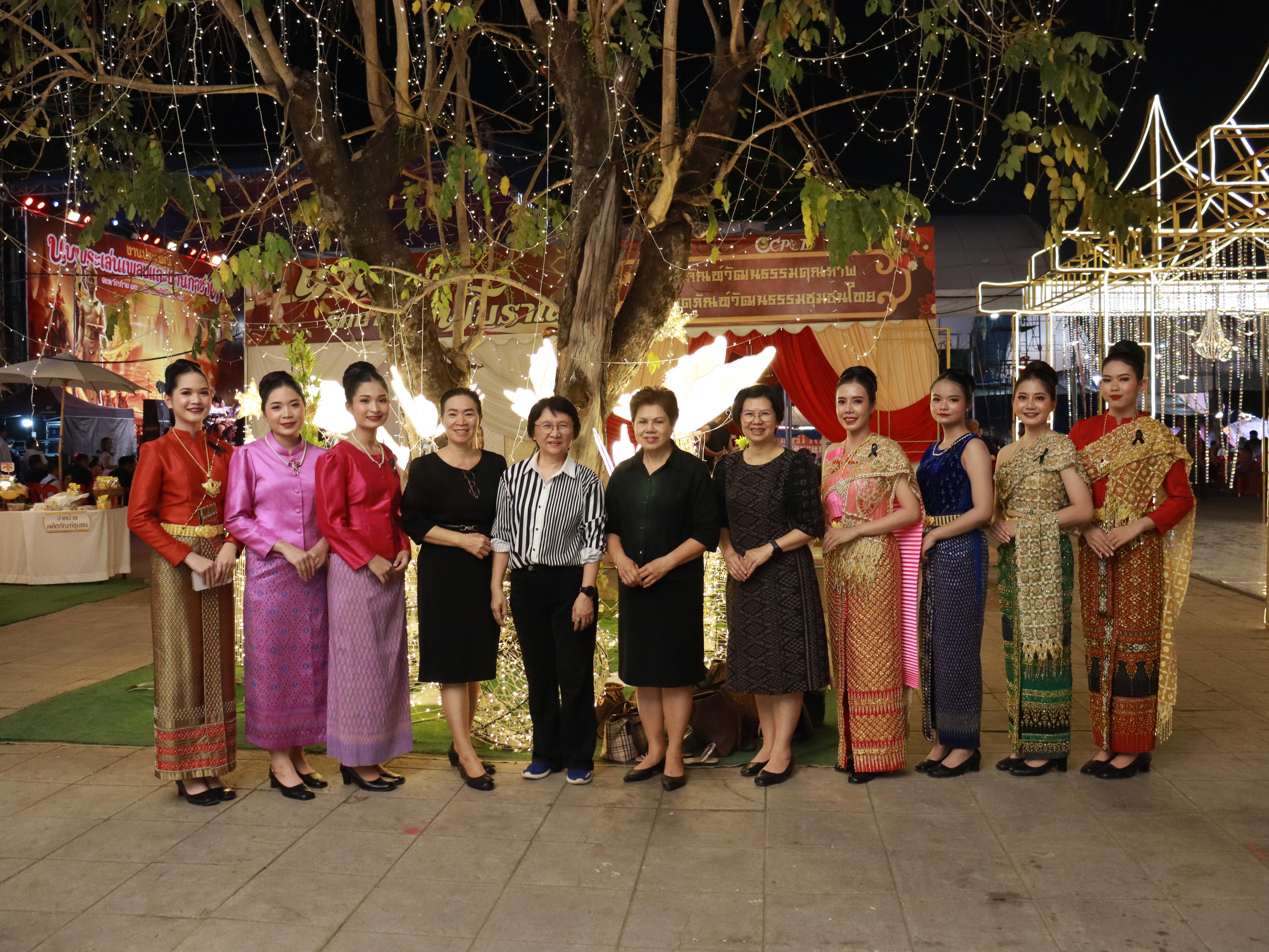 9. นักศึกษา คณะพยาบาลศาสตร์ ชั้น ปีที่ 1 ร่วมทำการแสดง ในงานประเพณีนบพระ-เล่นเพลง และงานกาชาดจังหวัดกำแพงเพชร ประจำปี 2569