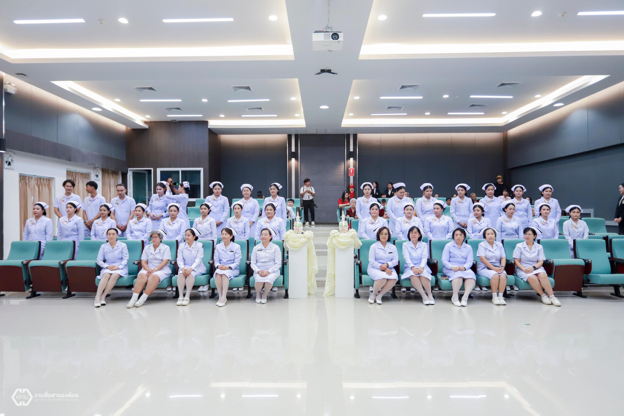 3. พิธีสำเร็จการศึกษา หลักสูตรประกาศนียบัตรผู้ช่วยพยาบาล รุ่นที่ 3