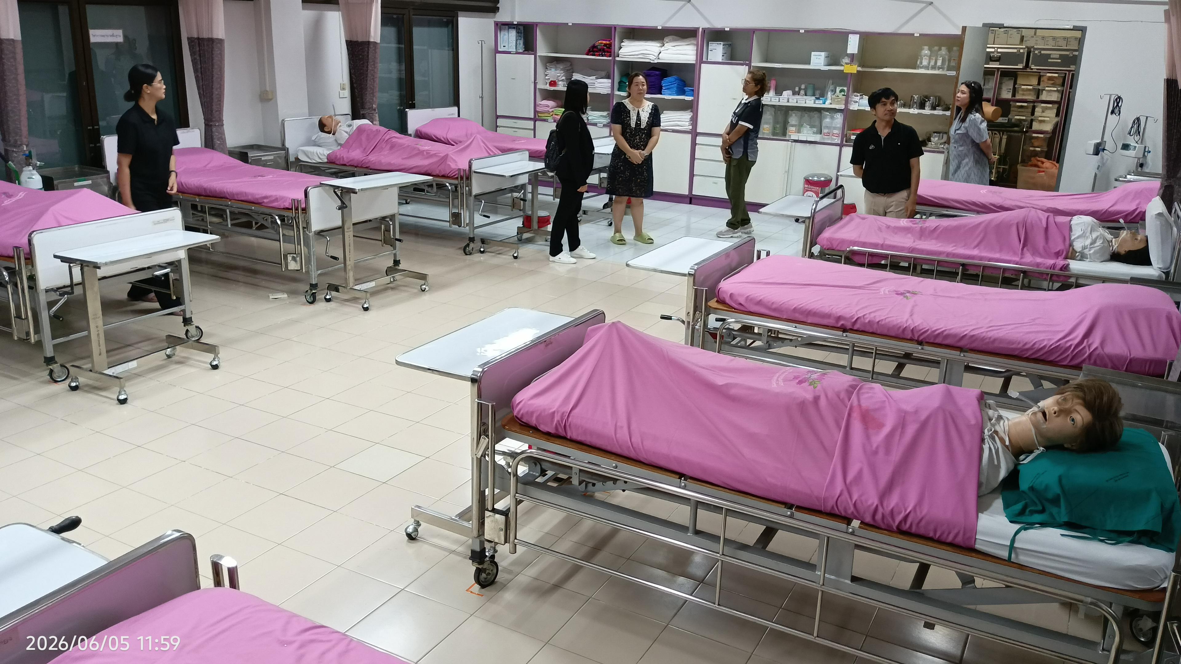 33. โครงการอบรมเชิงปฏิบัติการ ทบทวนแผนยุทธศาสตร์ คณะพยาบาลศาสตร์ประจำปี 2566-2570