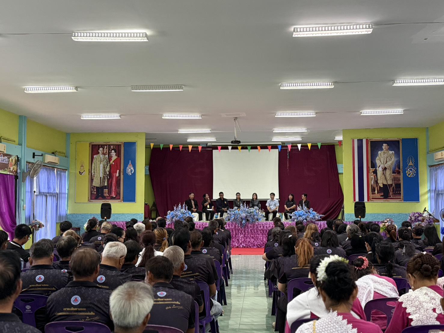 16. โครงการ Show and Share เชื่อมวัฒนธรรม สุขภาพดีมีเงินใช้ ที่ท่าพุทรา