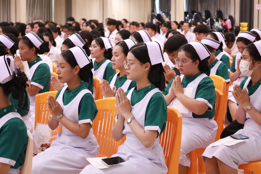 4. พิธีไหว้ครู ประจำปีการศึกษา 2569