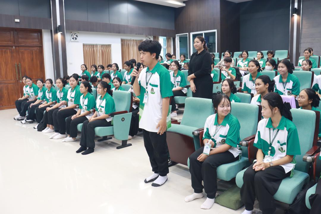 11. กิจกรรมบ่มเพาะอัตลักษณ์ที่พึงประสงค์ในวิชาชีพพยาบาล เสริมสร้างคุณลักษณะนักศึกษาสู่การเป็นพยาบาลวิชาชีพที่มีคุณภาพ