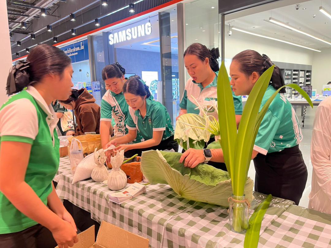 12. รวมพล คนกินนมแม่ ครอบครัวหนูน้อยมหัศจรรย์ 2500 วัน คืนเด็กดีสู่สังคม