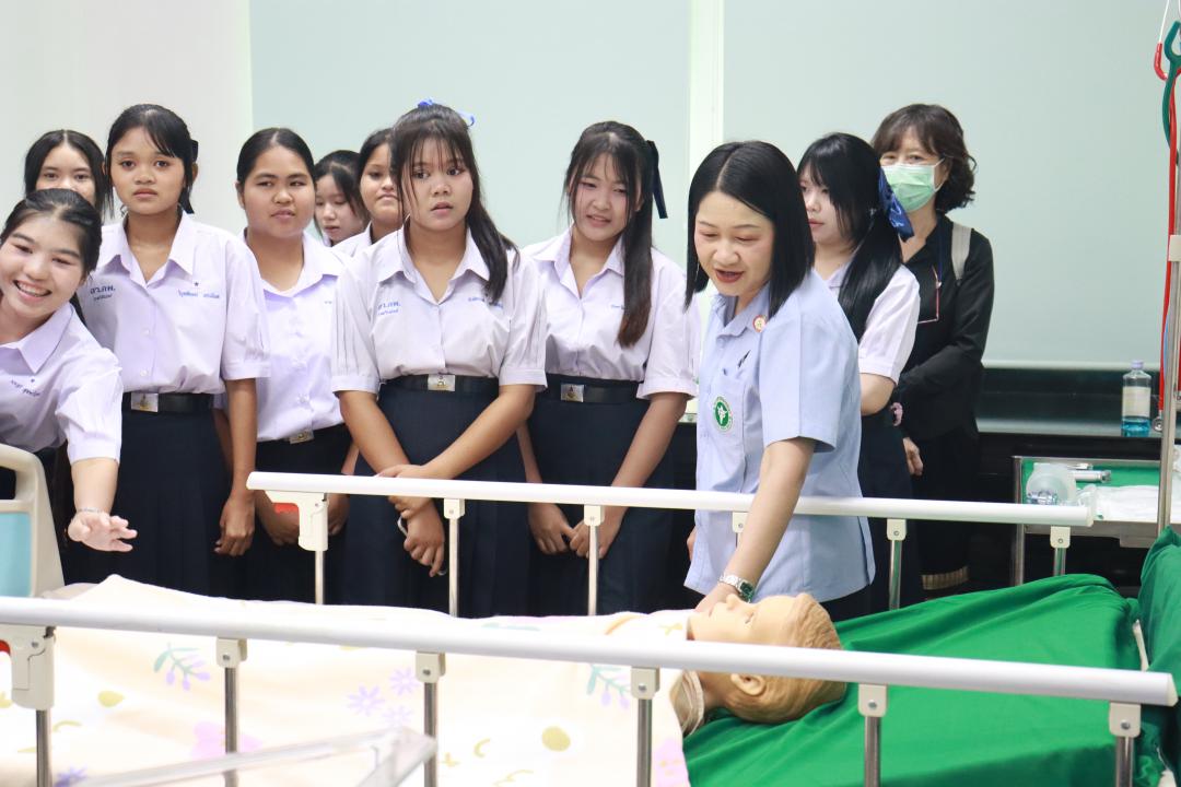 27. การเรียนและฝึกอบรมเพื่อเก็บสะสมหน่วยกิต (Credit Bank) ในรายวิชาการช่วยเหลือดูแลสุขภาพบุคคลที่บ้านและชุมชน ซึ่งเชื่อมโยงกับการเรียนรู้ผ่านระบบ KPRU MOOC