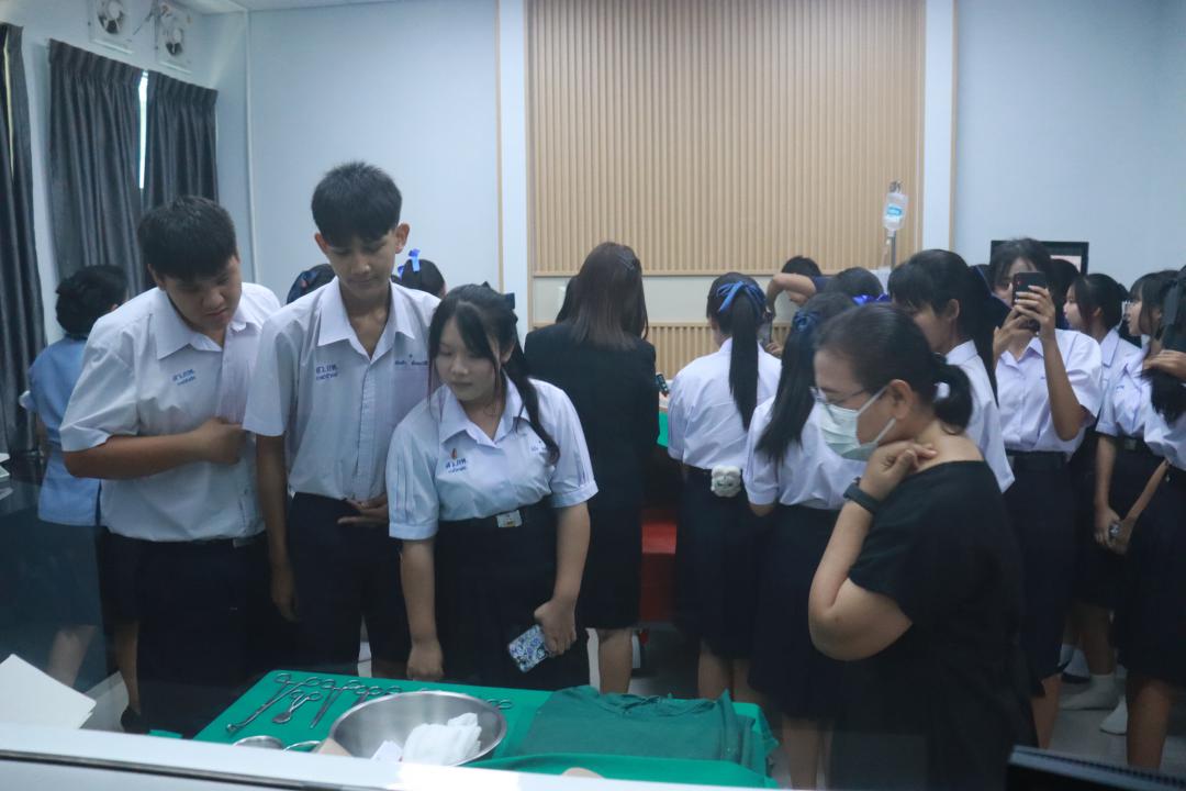 29. การเรียนและฝึกอบรมเพื่อเก็บสะสมหน่วยกิต (Credit Bank) ในรายวิชาการช่วยเหลือดูแลสุขภาพบุคคลที่บ้านและชุมชน ซึ่งเชื่อมโยงกับการเรียนรู้ผ่านระบบ KPRU MOOC